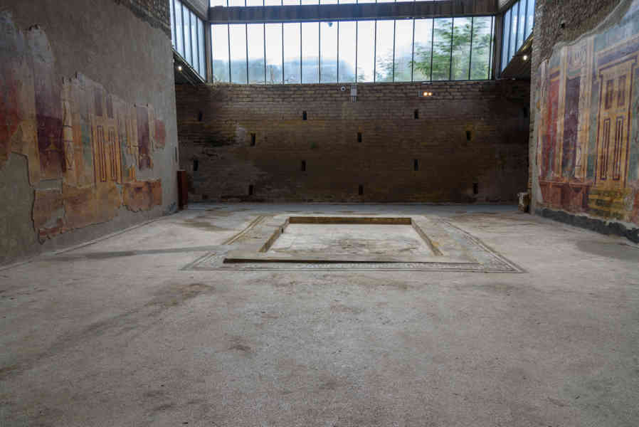 285 - Italia - Torre Annunziata - Villa Oplontis o Villa Poppea - Atrio.jpg